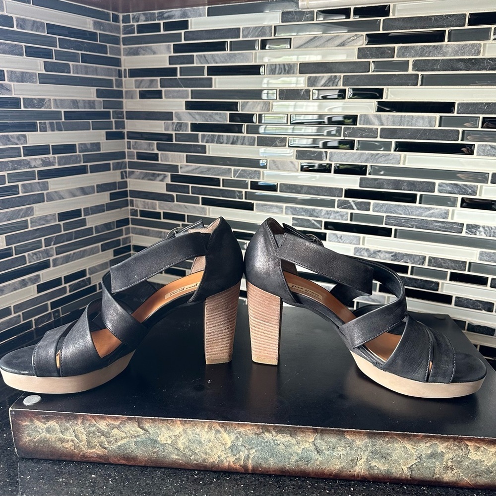Paul Green Black Heels with Modern Straps - Picture 10 of 10